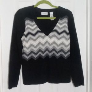 Liz Claiborne Villager v-neck sweater XL